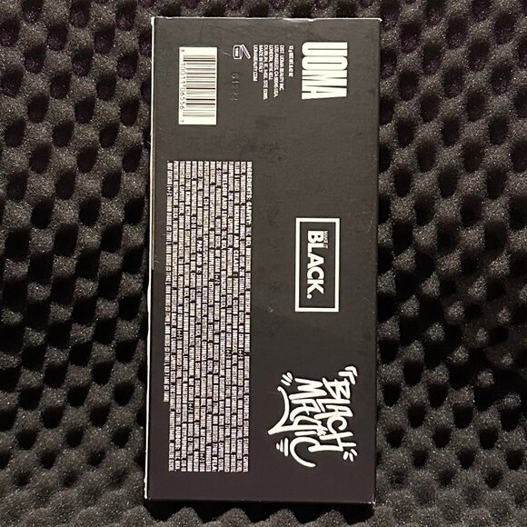 UOMA Black Magic Freedom Eyeshadow Palette - Picture 6 of 11